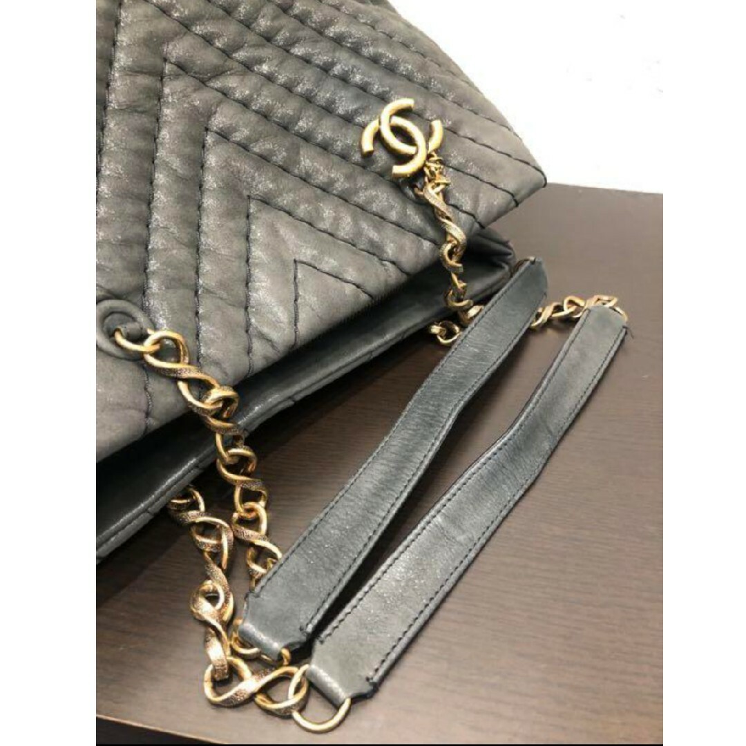 CHANEL(シャネル)のCHANEL♡Vステッチ  ヴィンテージ  チェーンショルダーバッグ レディースのバッグ(ショルダーバッグ)の商品写真