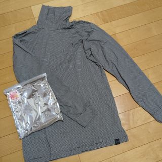 ユニクロ(UNIQLO)のフェニックスさま専用☆ボーダータートルネック　ヒートテック(Tシャツ/カットソー(七分/長袖))