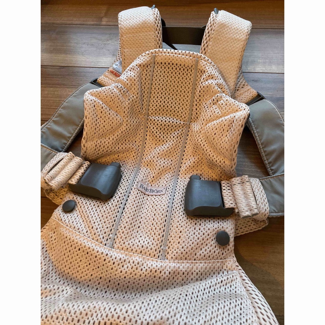 ベビービョルン BABYBJORN だっこひも ワン カイ エアー メッシュ