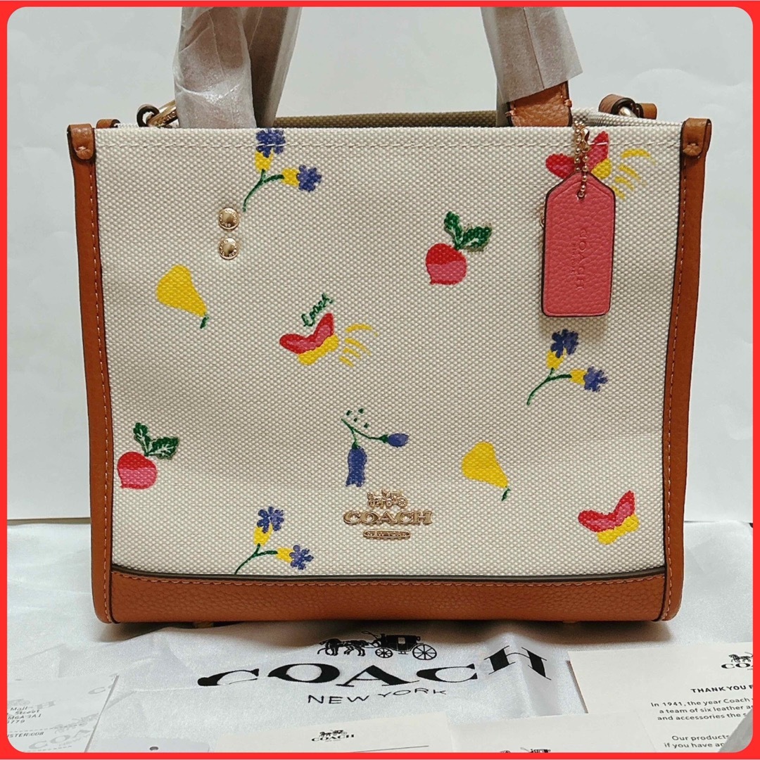 COACH(コーチ)のセール！！コーチ C8253 デンプシートート 野菜 蝶々 花柄 レディースのバッグ(トートバッグ)の商品写真