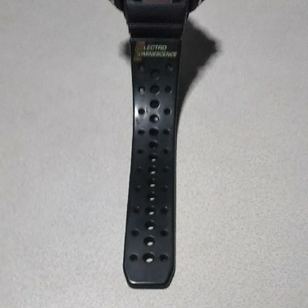 G-SHOCK(ジーショック)の超希少DW6600B 1本ジャンク メンズの時計(腕時計(デジタル))の商品写真