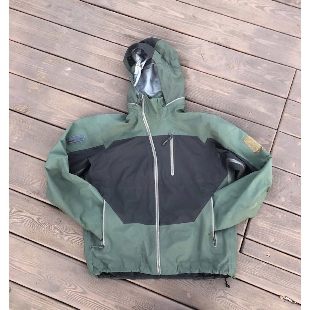 ARC'TERYX - Arc'teryx vintage mountain パーカー Mの通販 by chana's