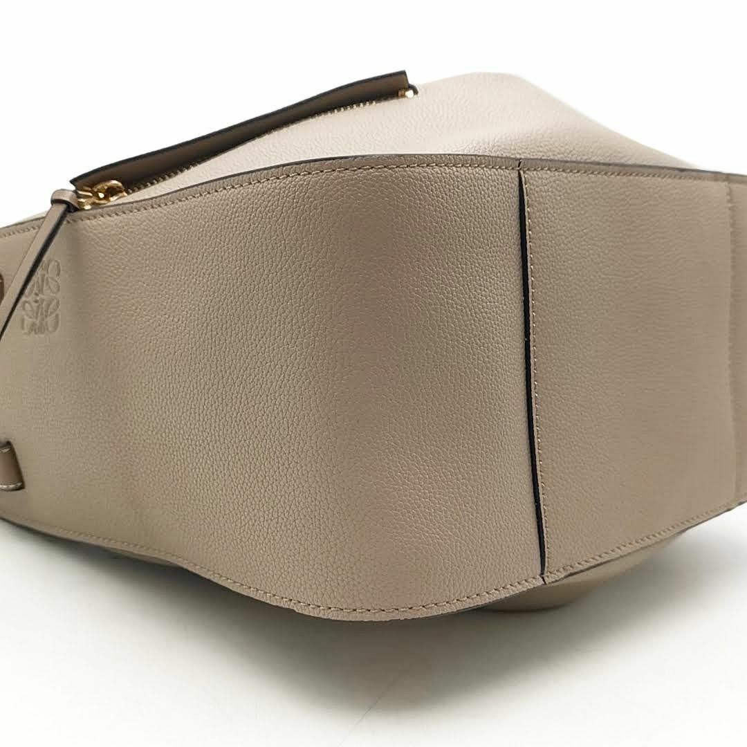 美品 ロエベ LOEWE ハンモックバッグ スモール 03-23090502