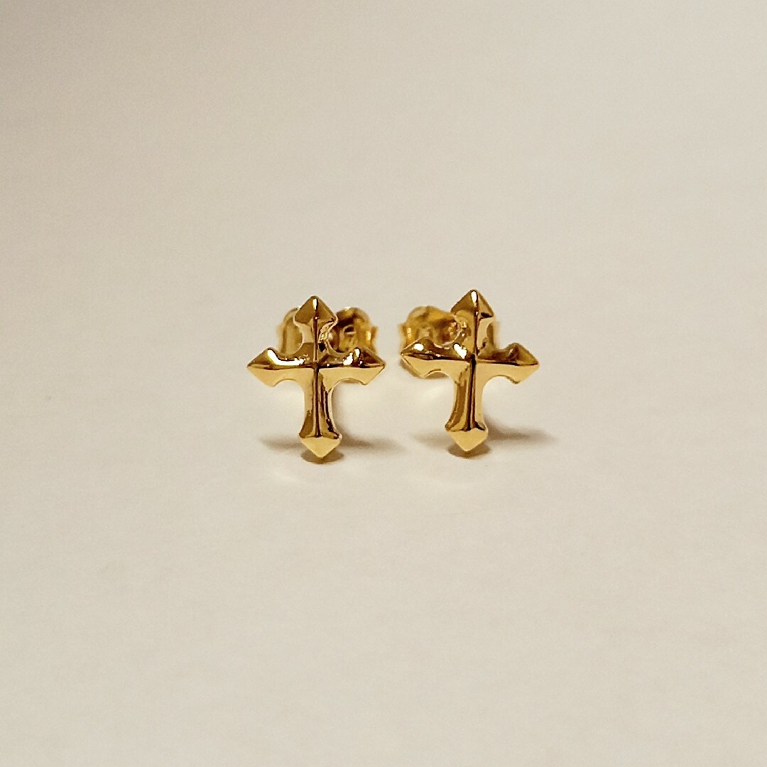 新品☆K18(18金)クロスデザイン ピアスの通販 by ステラ's shop|ラクマ