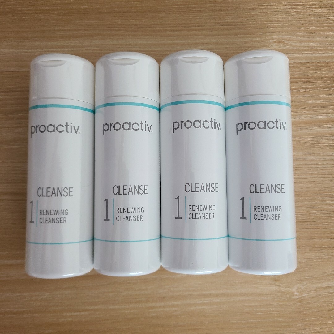 proactiv(プロアクティブ)の7本　プロアクティブ　ニキビケアリニューイング クレンザー R薬用洗顔料 コスメ/美容のスキンケア/基礎化粧品(洗顔料)の商品写真
