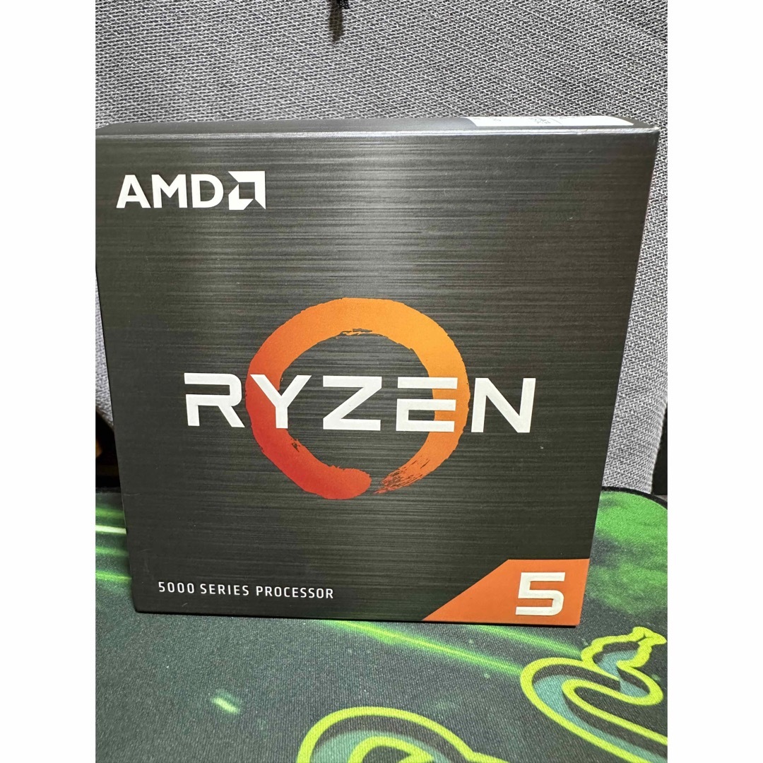 AMD(エーエムディー)のAMD Ryzen 5 5600X スマホ/家電/カメラのPC/タブレット(PCパーツ)の商品写真