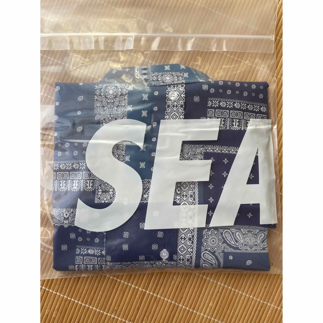 WIND AND SEA(ウィンダンシー)のWIND AND SEA ペイズリーシャツ "Navy" メンズのトップス(シャツ)の商品写真