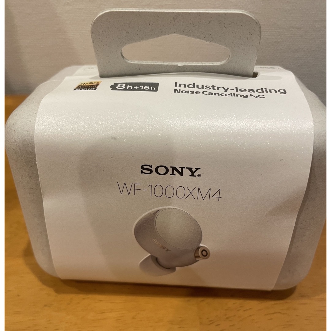 SONY WF-1000XM4 シルバー　ワイヤレスイヤホン ノイキャン