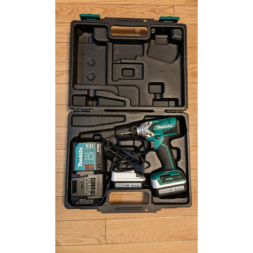 マキタ インパクトドライバー 14.4V DIYモデル M697D自動車/バイク - 工具