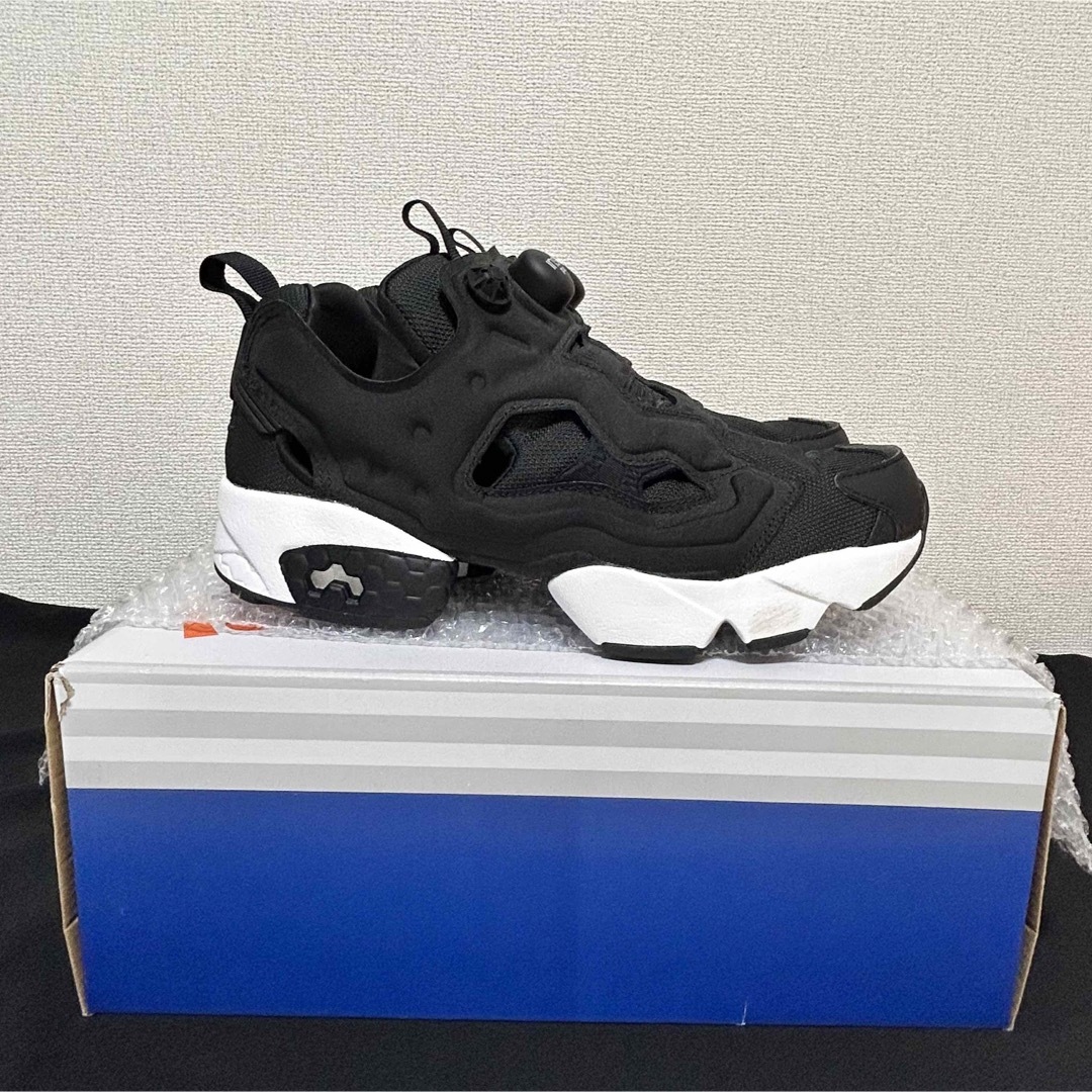 INSTAPUMP FURY（Reebok）(インスタポンプフューリー)のReebok インスタポンプフューリー 25.5cm レディースの靴/シューズ(スニーカー)の商品写真