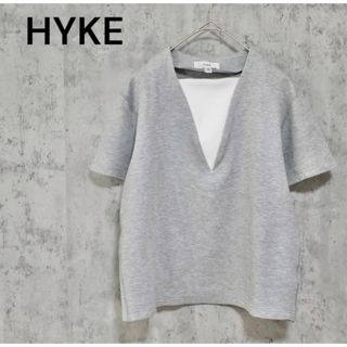 ハイク(HYKE)のHYKE ハイク　Vネックバイカラー半袖カットソー(Tシャツ(半袖/袖なし))