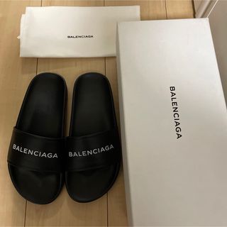 バレンシアガ(Balenciaga)のバレンシアガ、レザープールサンダル(サンダル)