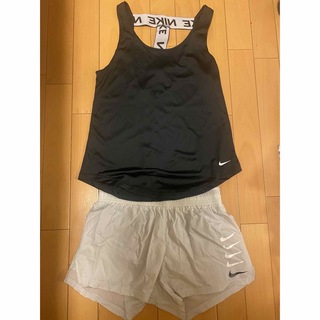 ナイキ(NIKE)のNIKE★トレーニングウェアー美品(ウェア)