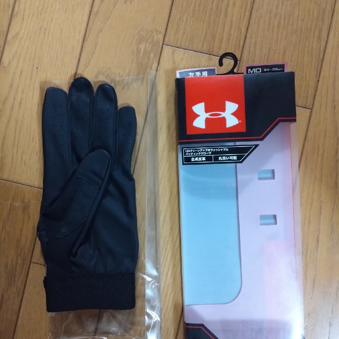 UNDER ARMOUR(アンダーアーマー)のアンダーアーマー　バッティンググローブ　左手　サイズM スポーツ/アウトドアの野球(その他)の商品写真