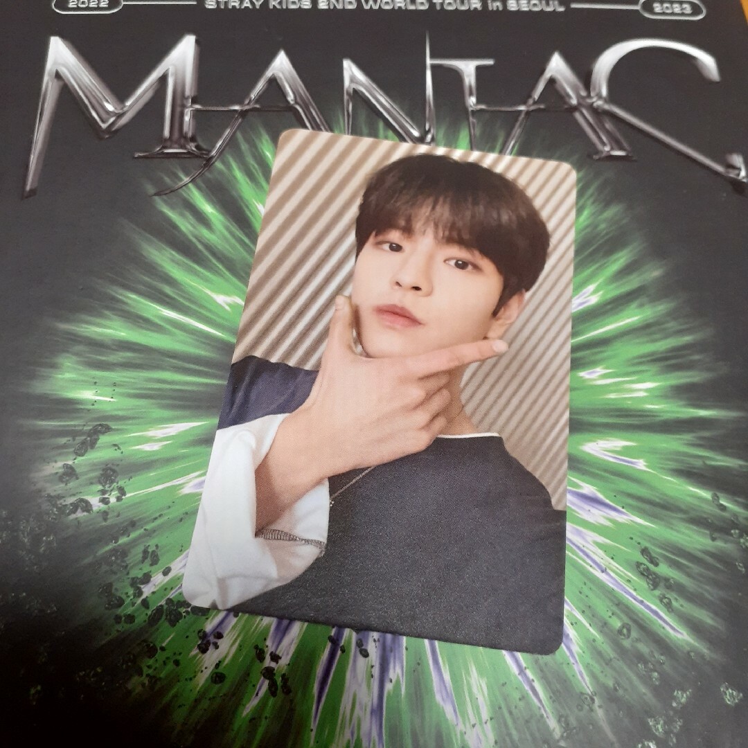 新品未開封 straykids スキズ MANIAC DVD おまけ付