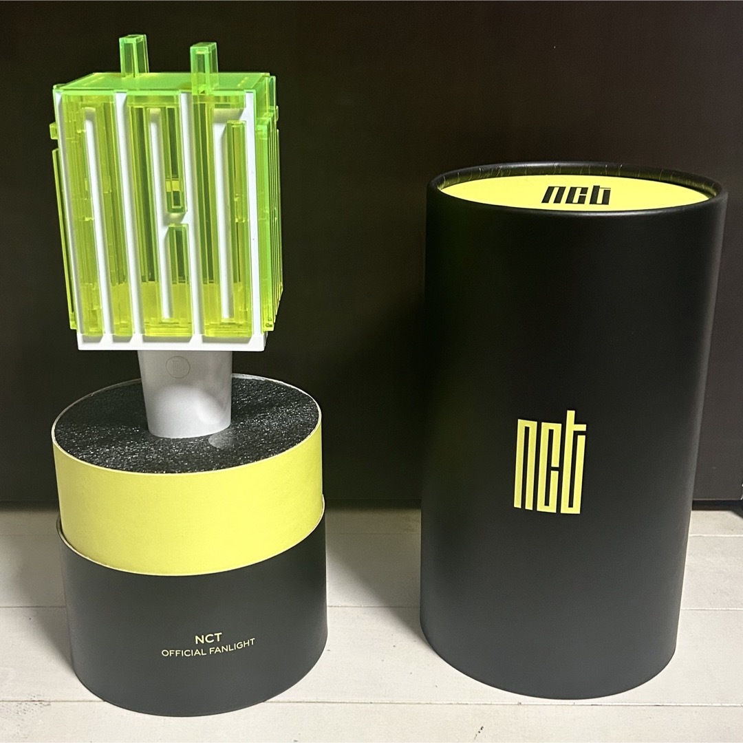 NCT127 オフィシャルファンライト ペンライト 草鈍器 2個セット