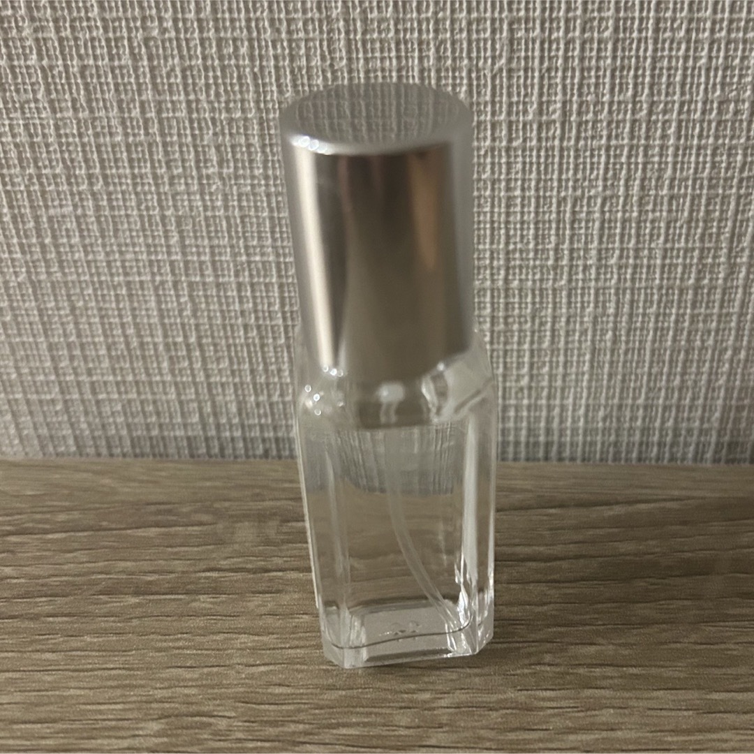 Jo Malone(ジョーマローン)の【ほぼ未使用：テスト使用のみ】ジョーマローン　コロン　9ml コスメ/美容の香水(ユニセックス)の商品写真