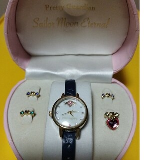 セーラームーン腕時計 最安値 限定品 完売品 レア 美品 綺麗 可愛い 安い
