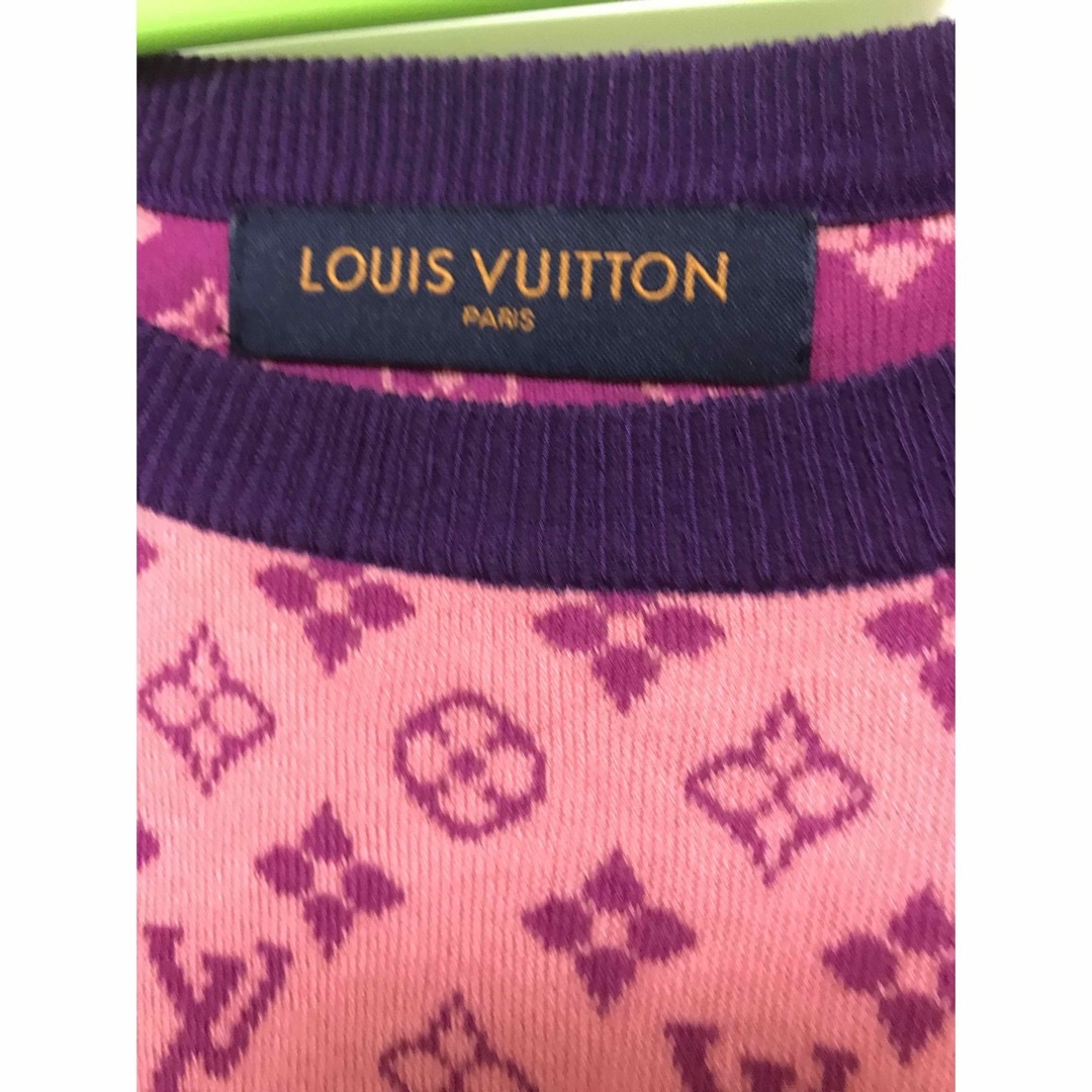 LOUIS VUITTON - LOUIS VUITTONニットトップスの通販 by カレン LOUIS VUITTON - LOUIS VUITTONニットトップスの通販 by カレン