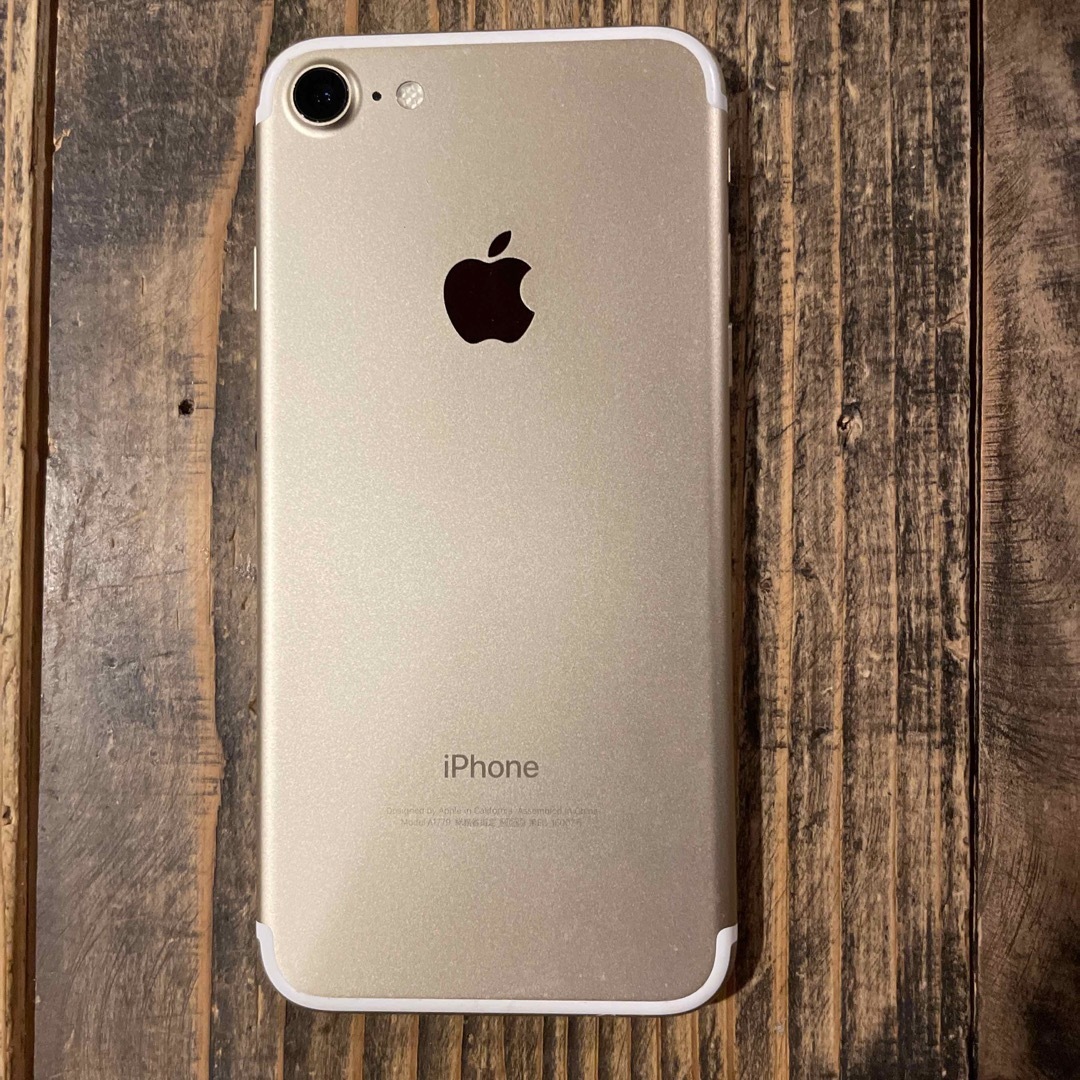 iPhone 7 【ジャンク品】【初期化済】 iPhone 7 【ジャンク品】【初期化済】