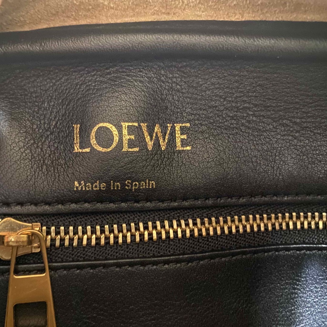 LOEWE(ロエベ)の【LOEWE】スクエアバッグ/アマソナ19  レディースのバッグ(ハンドバッグ)の商品写真