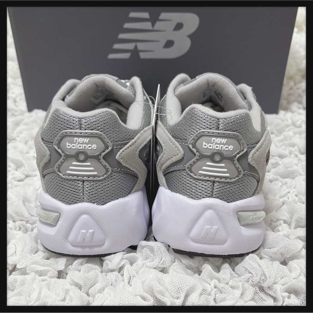 New Balance - 今季新作☆大人気モデル☆23.5cm☆ML725P☆グレー