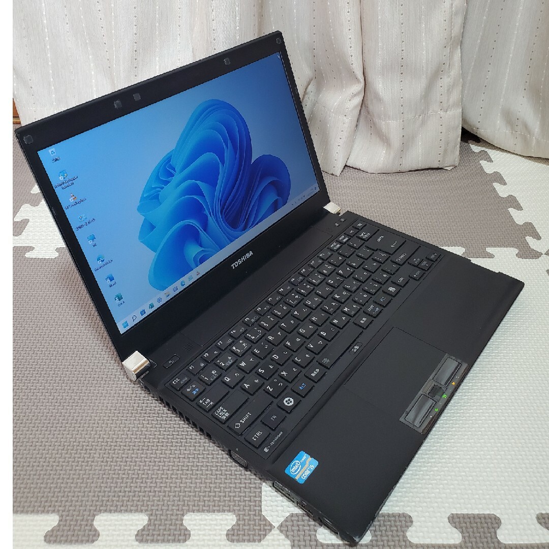 【東芝】ダイナブック R732 i7 新品SSD256GB 8GB ノートPC