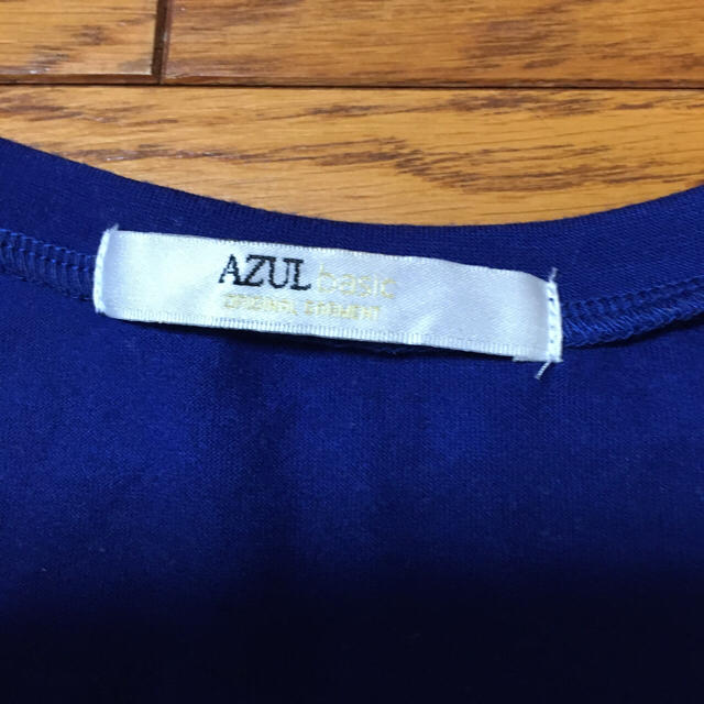 AZUL by moussy(アズールバイマウジー)のアズール Ｖネック無地Ｔシャツ レディースのトップス(Tシャツ(半袖/袖なし))の商品写真