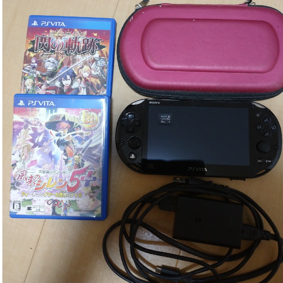 美品　PSVITA2000ピンクブラック　付属品完備　メモリースティック16GB