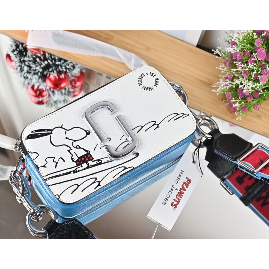 MARC JACOBS(マークジェイコブス)のMARC JACOBS PEANUTS (WHITE MULTI) レディースのバッグ(ショルダーバッグ)の商品写真