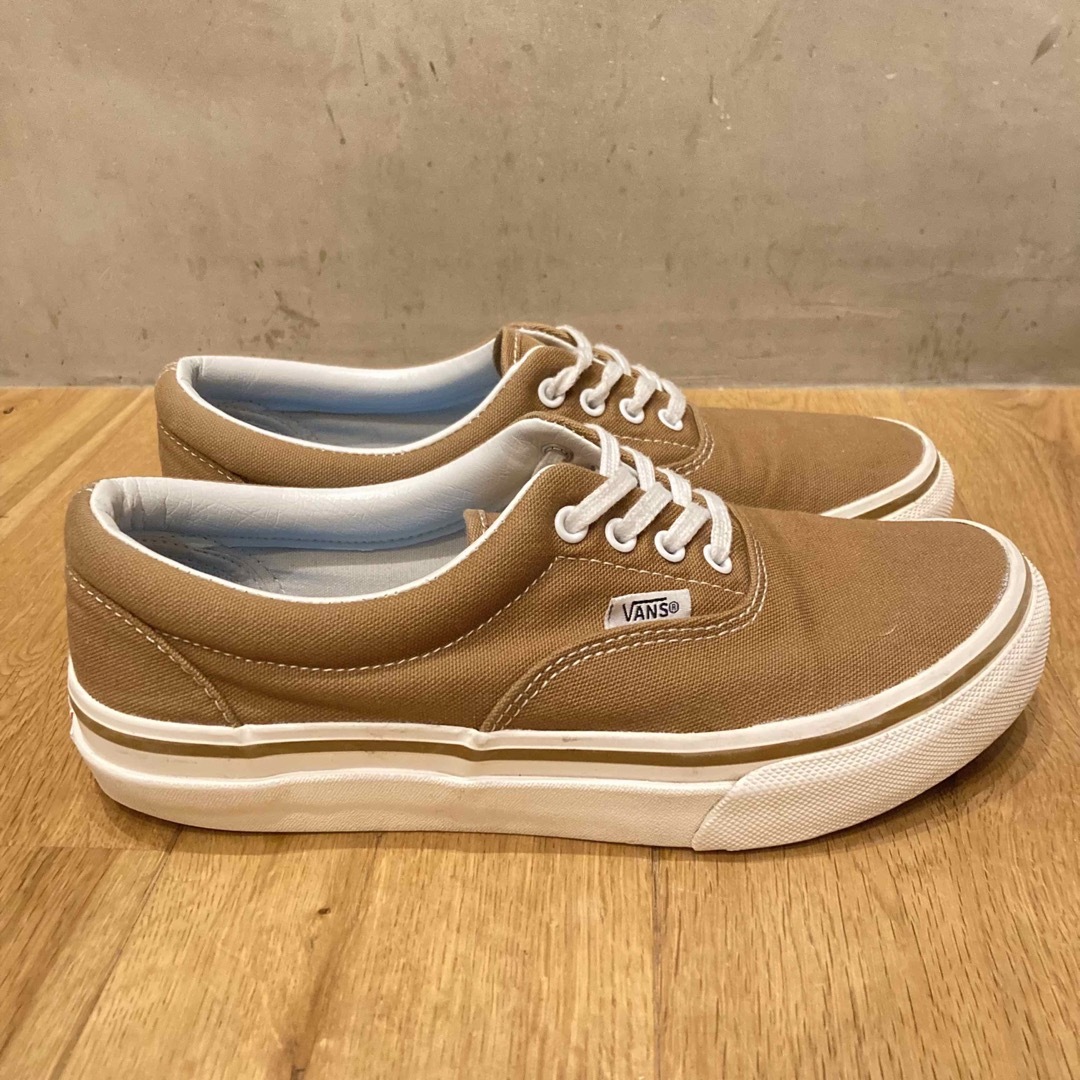 ERA（VANS）(エラ)の送料込み　VANS バンズ　ERA エラ　ブラウン　24.5cm レディースの靴/シューズ(スニーカー)の商品写真