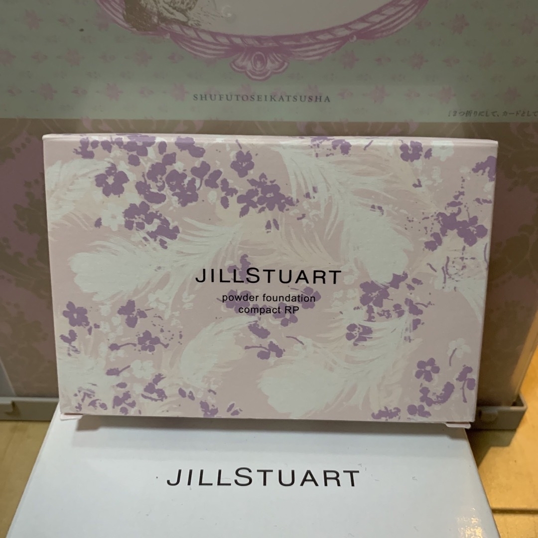 JILLSTUART(ジルスチュアート)のジルスチュアート JILL STUART パウダーファンデーションコンパクトRP コスメ/美容のメイク道具/ケアグッズ(ボトル・ケース・携帯小物)の商品写真