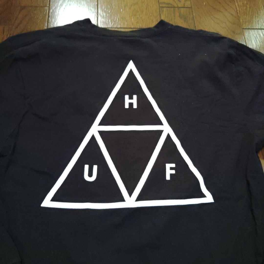 HUF(ハフ)のHUF Supreme　トライアングルロゴ　ロンT　長袖　M　黒 メンズのトップス(Tシャツ/カットソー(七分/長袖))の商品写真