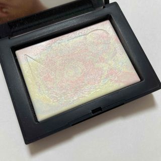 ナーズ(NARS)のNARS ライトリフレクティングプリズマティックパウダー(フェイスパウダー)