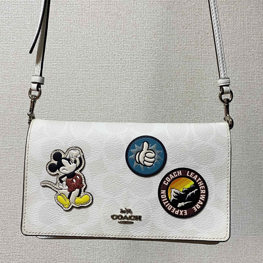 COACH×Disneyショルダーウォレット、ショルダーバッグ - ショルダーバッグ