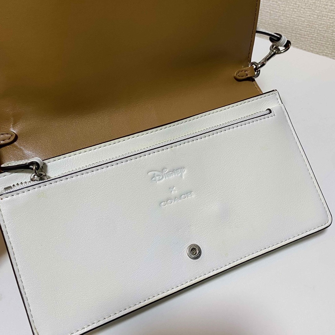 COACH(コーチ)のCOACH×Disneyショルダーウォレット、ショルダーバッグ レディースのバッグ(ショルダーバッグ)の商品写真