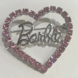 バービー(Barbie)の★Barbie★レア！バービー ピンク ブローチ キラキラ ハート アクセサリー(キャラクターグッズ)