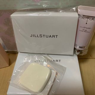 ジルスチュアート(JILLSTUART)のジルスチュアート　パウダーファンデーションコンパクトケース(ファンデーション)