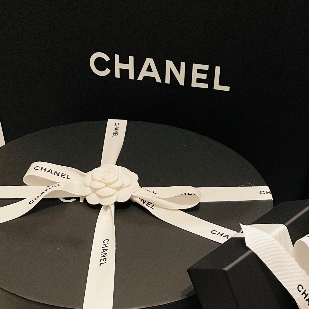 CHANEL(シャネル)のCHANELシャネル帽子キャスケットツイードブラック新品未使用 レディースの帽子(キャスケット)の商品写真