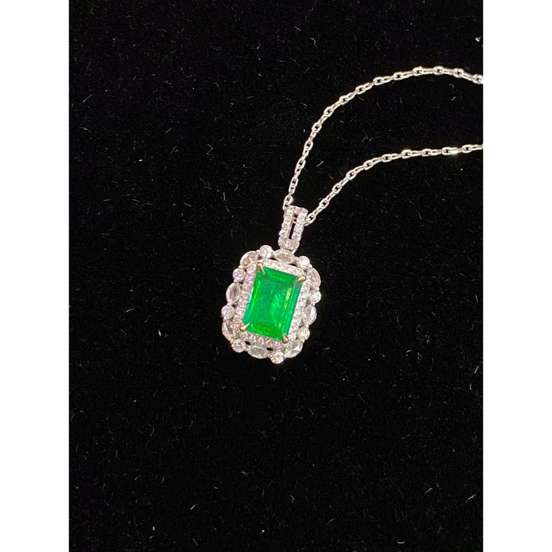 天然 エメラルド ダイヤ ペンダントトップ0.88ct k18 ¥ - ネックレス