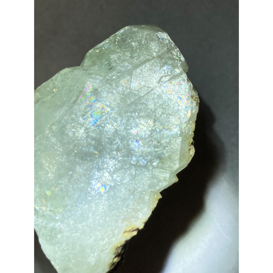 天使の水晶✨　万華鏡　グリーンアポフィライト　原石　ラフストーン　魚眼石