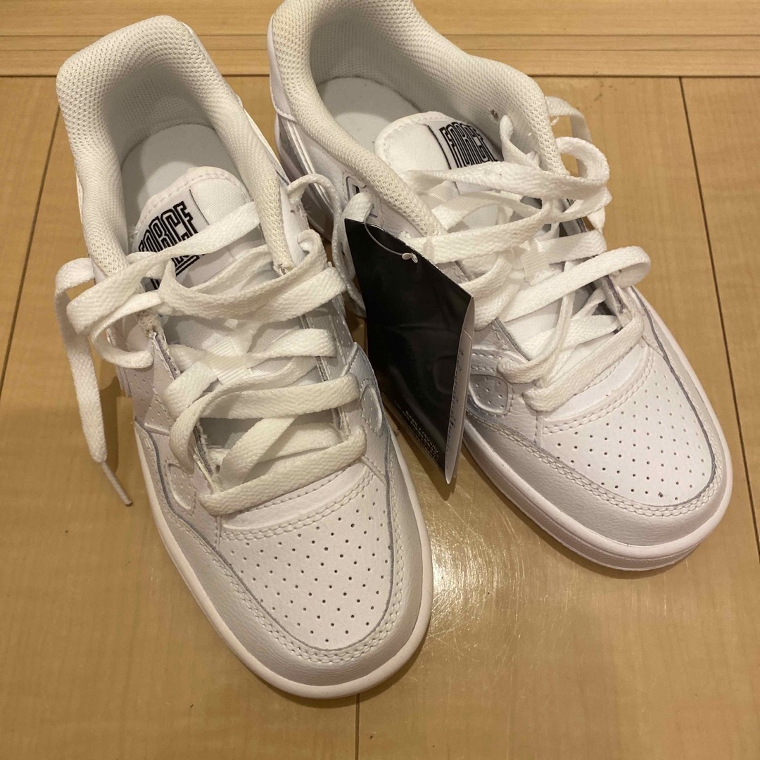 NIKE ナイキサン　オブ　フォースGS 新品