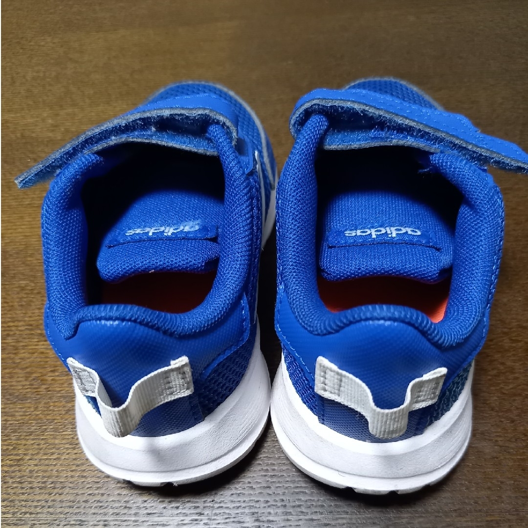adidas(アディダス)の美品❗アディダス子供用スニーカー　13㎝ キッズ/ベビー/マタニティのベビー靴/シューズ(~14cm)(スニーカー)の商品写真