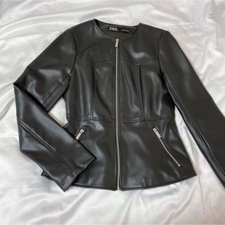 ザラ(ZARA)のZARA ザラ ノーカラーペプラムレザージャケット(ライダースジャケット)