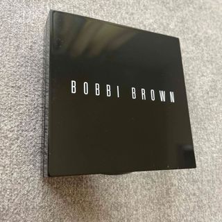 ボビイブラウン(BOBBI BROWN)の最終値下げ‼️ボビーブラウン　ハイライトパウダー(フェイスパウダー)