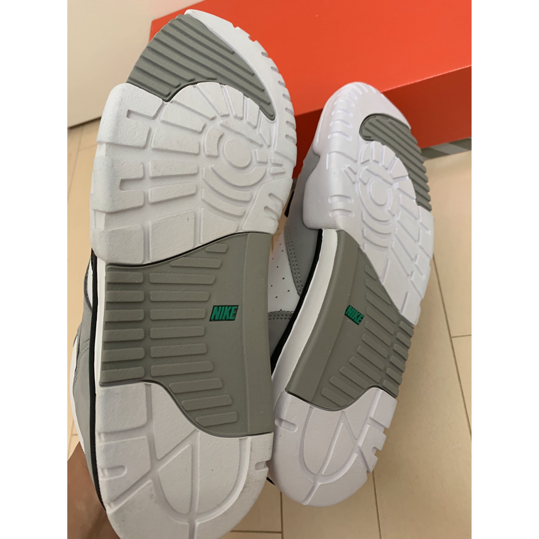 NIKE(ナイキ)のNike Air Trainer 1 Chlorophyll クロロフィル メンズの靴/シューズ(スニーカー)の商品写真