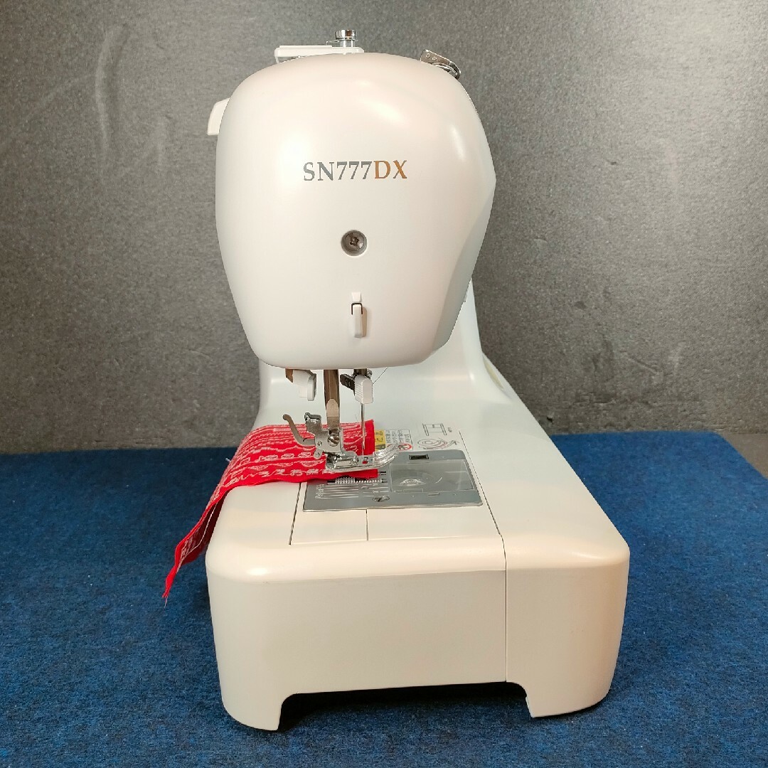 SINGER - シンガー コンピュータミシン SN777DXの通販 by ミシンラクマ