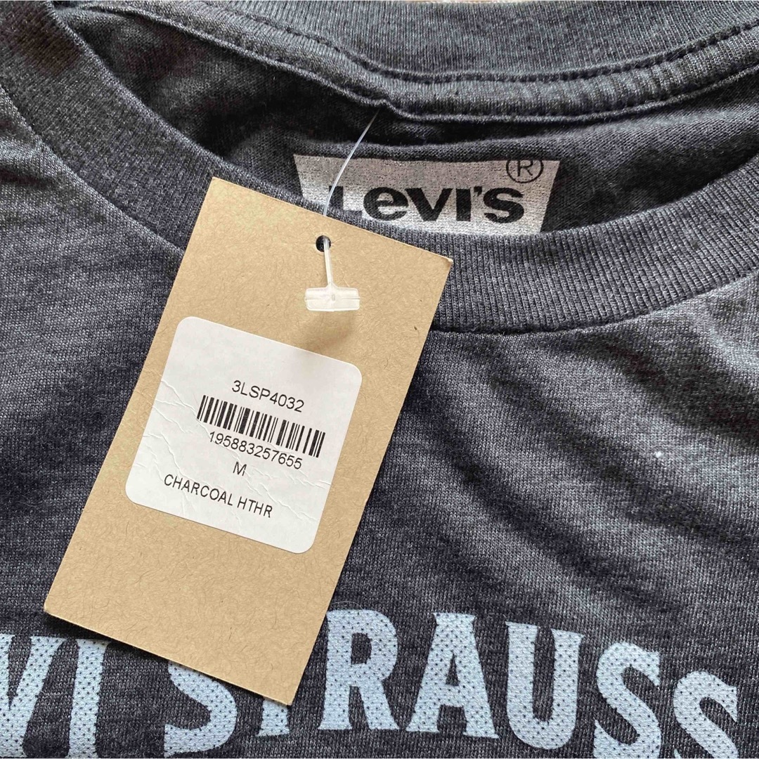 Levi's(リーバイス)のお値下げ中新品未使用　リーバイス　メンズTシャツ メンズのトップス(Tシャツ/カットソー(半袖/袖なし))の商品写真