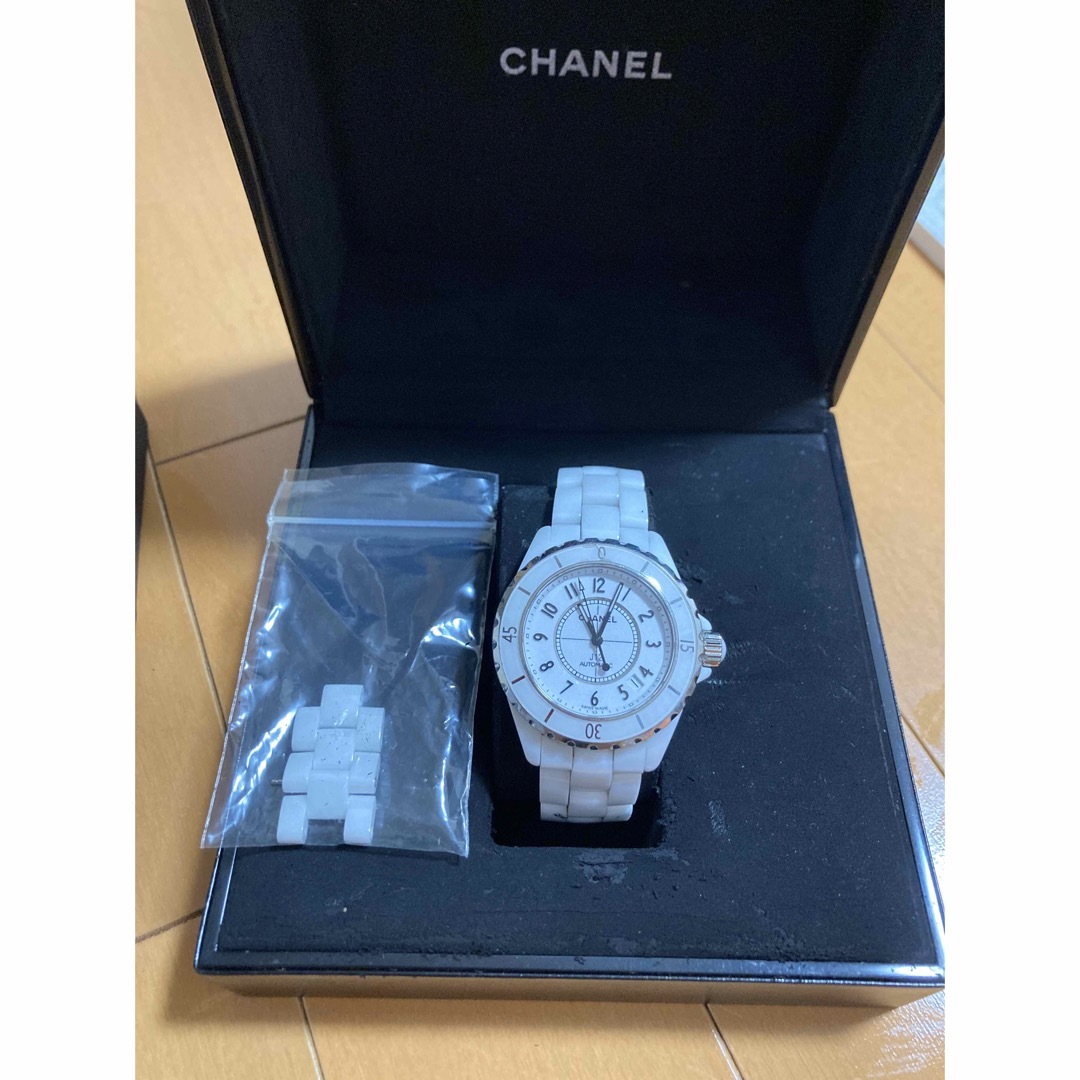 CHANEL  j12 38mm 訳アリ商品