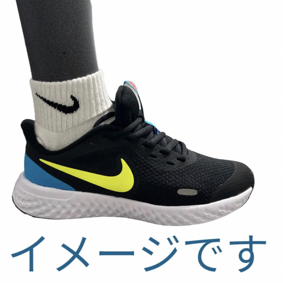 NIKE(ナイキ)のフォロー割あり キッズ/ベビー/マタニティのこども用ファッション小物(靴下/タイツ)の商品写真